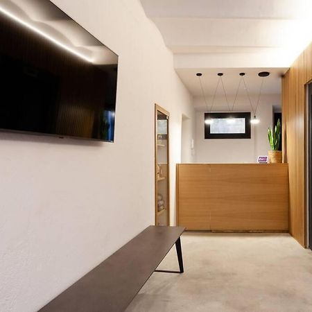 Velo Vern 1 Beautiful New Apartment 2 Bed Ensuite Girona Zewnętrze zdjęcie