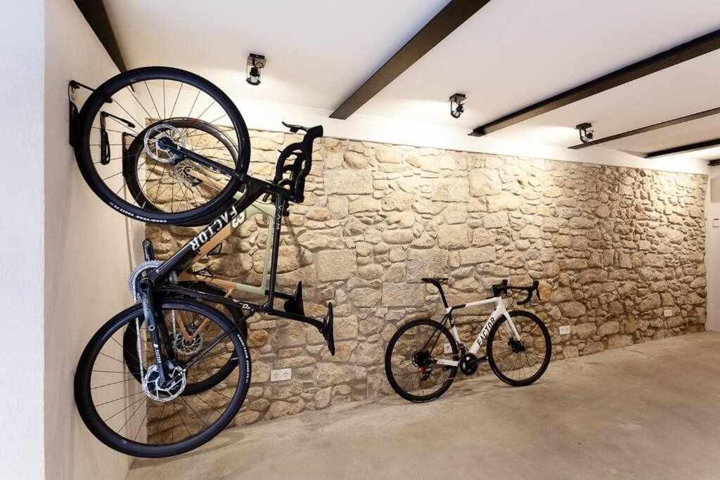 Velo Vern 1 Beautiful New Apartment 2 Bed Ensuite Girona Zewnętrze zdjęcie